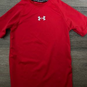 Under armour small euc shirt. Red.